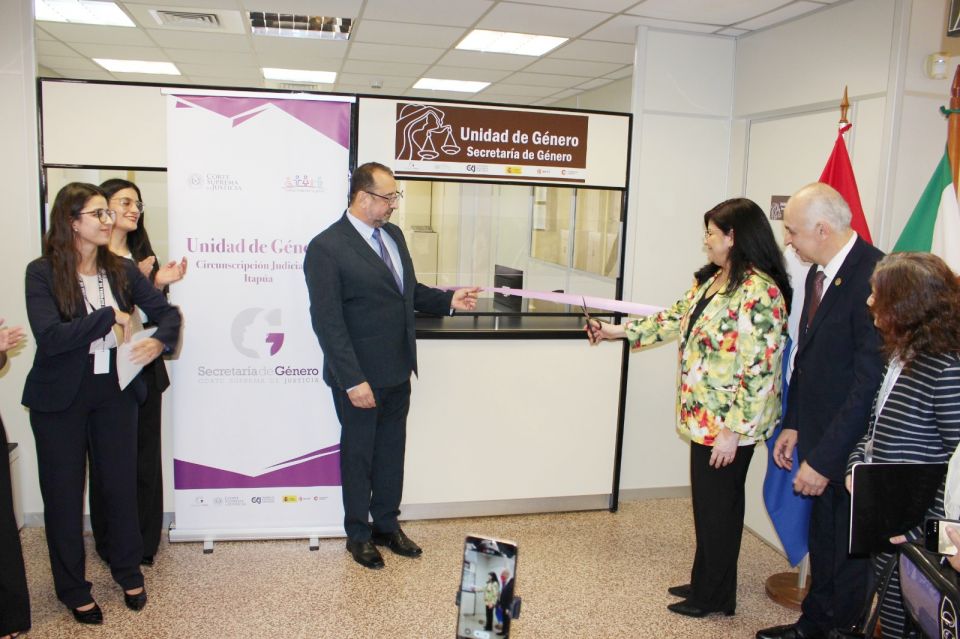 Ministra Llanes encabezó acto de habilitación de la Unidad de Género en la Circunscripción Judicial de Itapúa